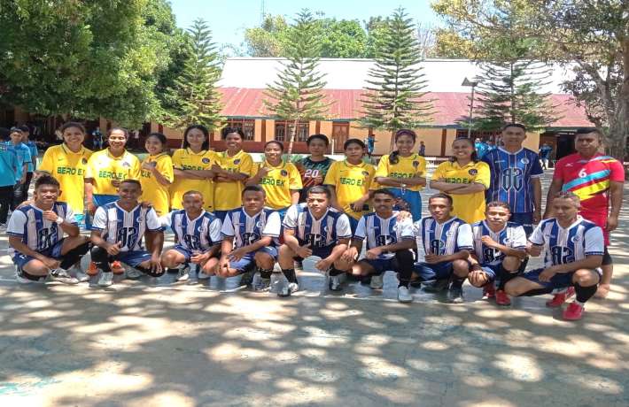 TEAM FUTSAL PUTRA DAN PUTRI GURU PEGAWAI SMK KATOLIK MUKTYACA ENDE MERAIH JUARA 1 DI NAGEKEO