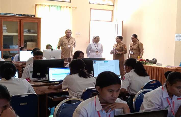 SMK KATOLIK MUKTYACA ENDE MELAKSANAKAN ASESMEN NASIONAL 2024